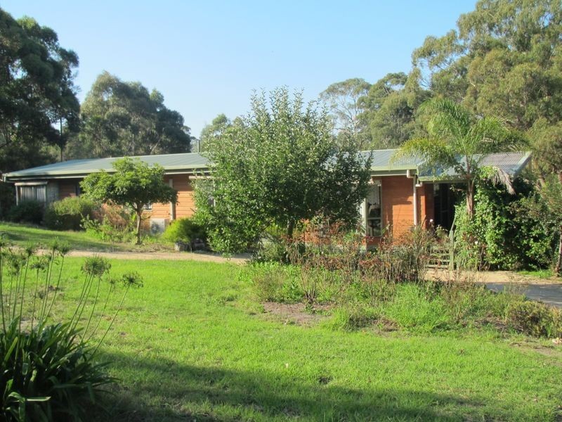138 Colquhuon Road, Lakes Entrance VIC 3909