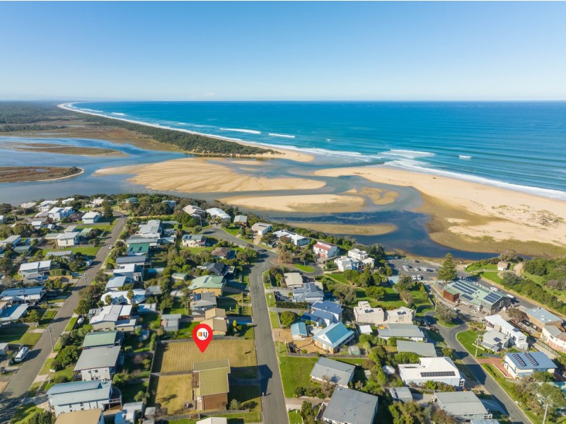 13 Skidale Close, Lake Tyers Beach VIC 3909