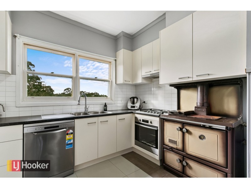 48 Colquhoun Road, Lakes Entrance VIC 3909