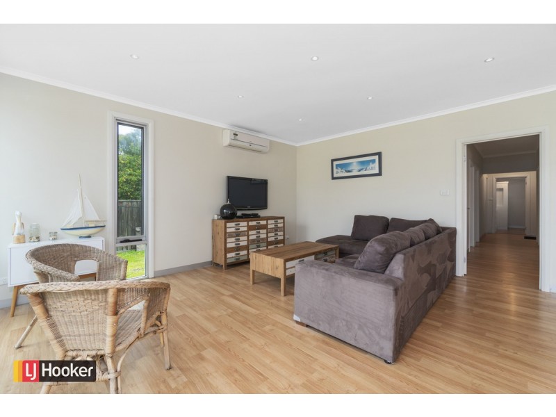 60 Beach Road, Metung VIC 3904