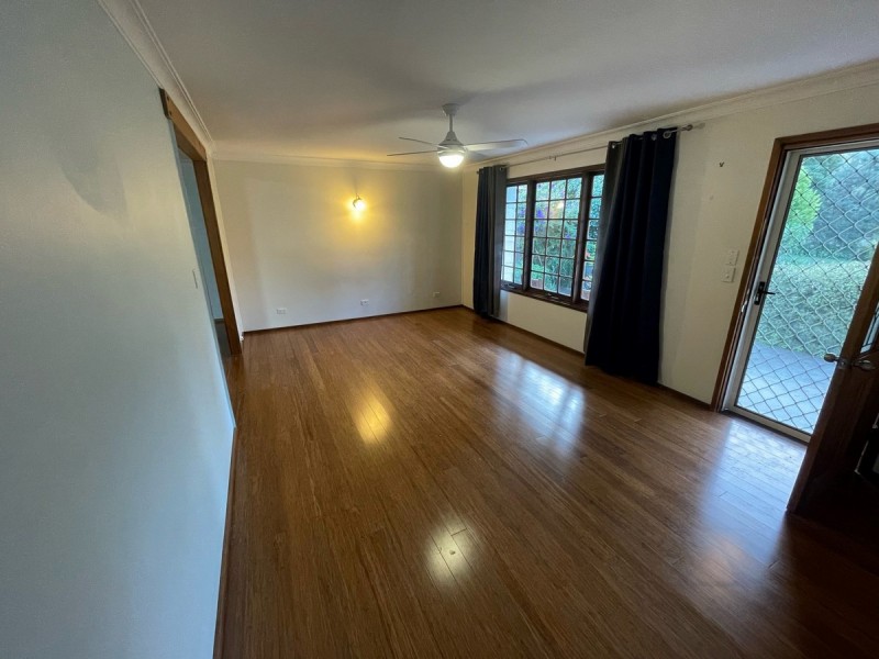 8 Fisher Street, Lakes Entrance VIC 3909