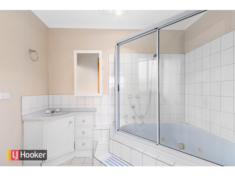 164 Thorpes Lane, Lakes Entrance VIC 3909