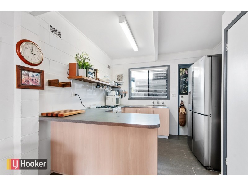 1/45 Carpenter Street, Lakes Entrance VIC 3909