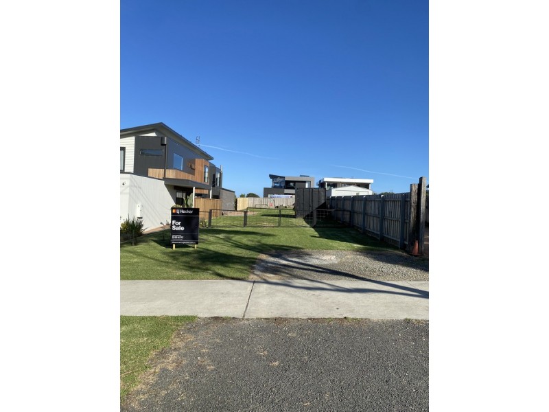 1/542 Lake Tyers Beach Road, Lake Tyers Beach VIC 3909