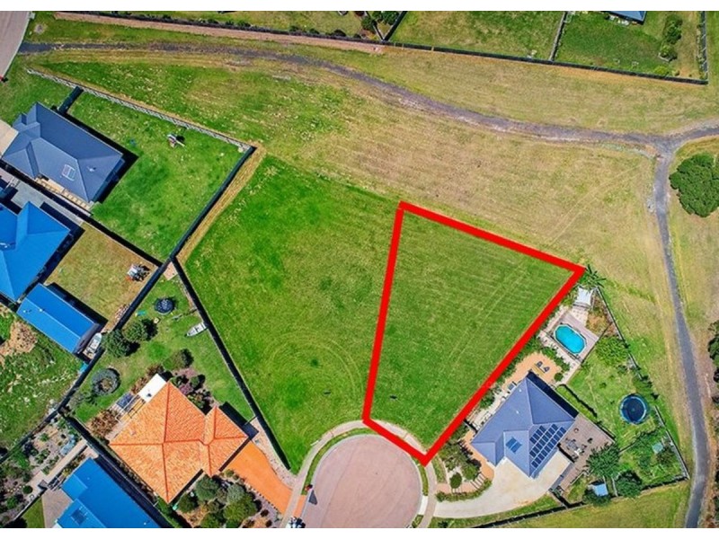 29 Norman Court, Lakes Entrance VIC 3909