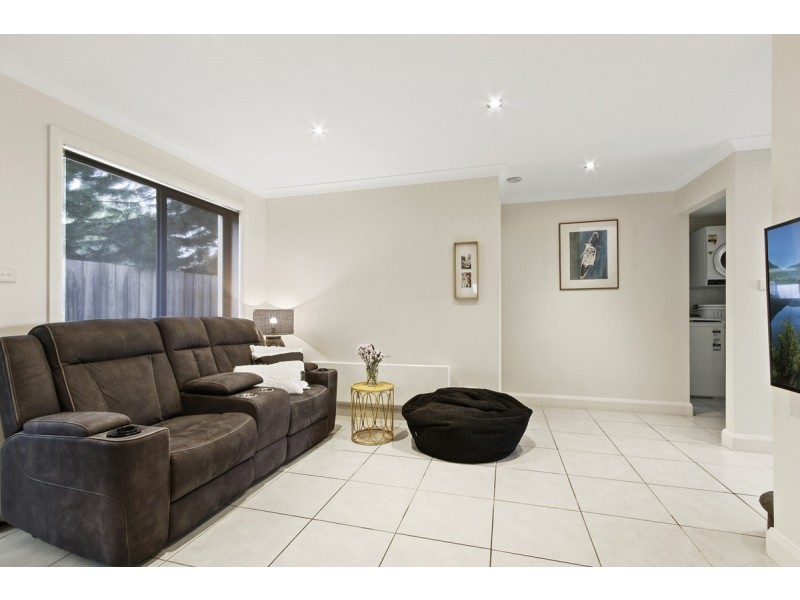 8 Grandview Road, Lakes Entrance VIC 3909