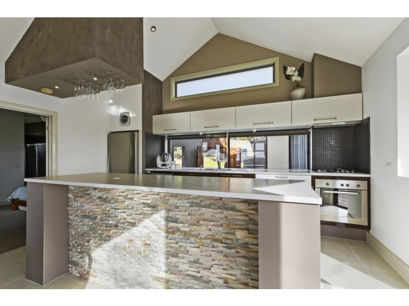 131 Albatross Road, Kalimna VIC 3909