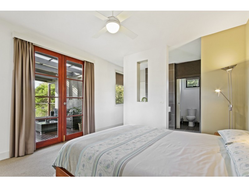 131 Albatross Road, Kalimna VIC 3909