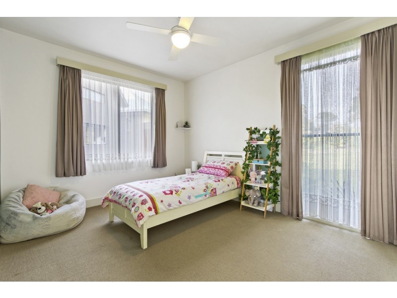 131 Albatross Road, Kalimna VIC 3909