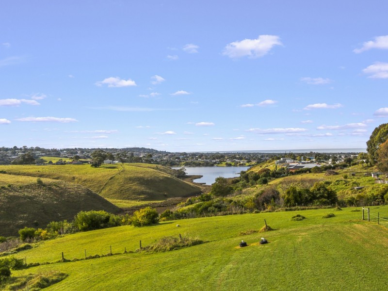 131 Albatross Road, Kalimna VIC 3909