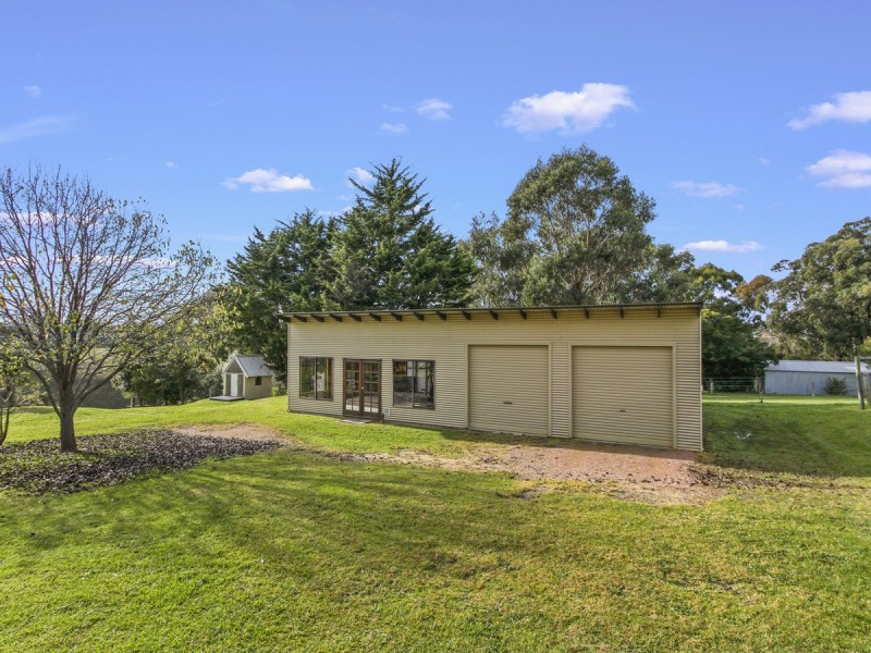 131 Albatross Road, Kalimna VIC 3909