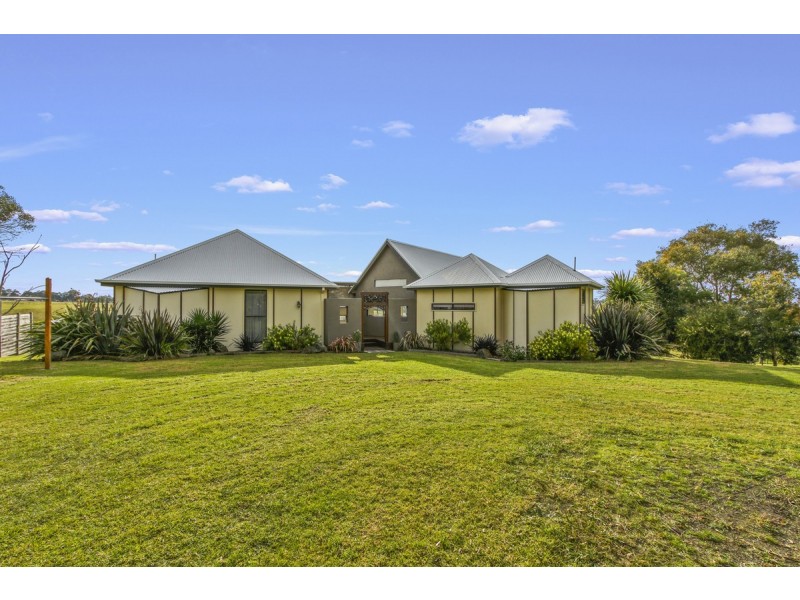 131 Albatross Road, Kalimna VIC 3909