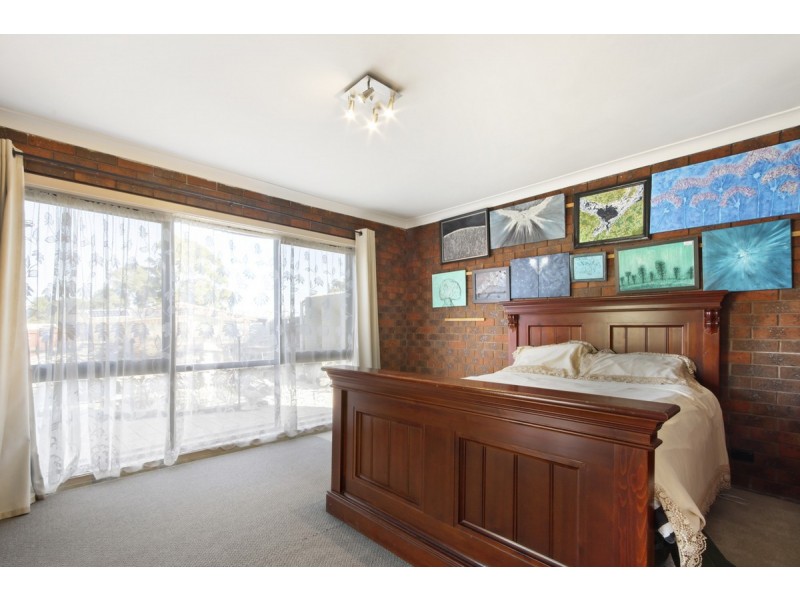 1 Bronsdon Street, Lakes Entrance VIC 3909