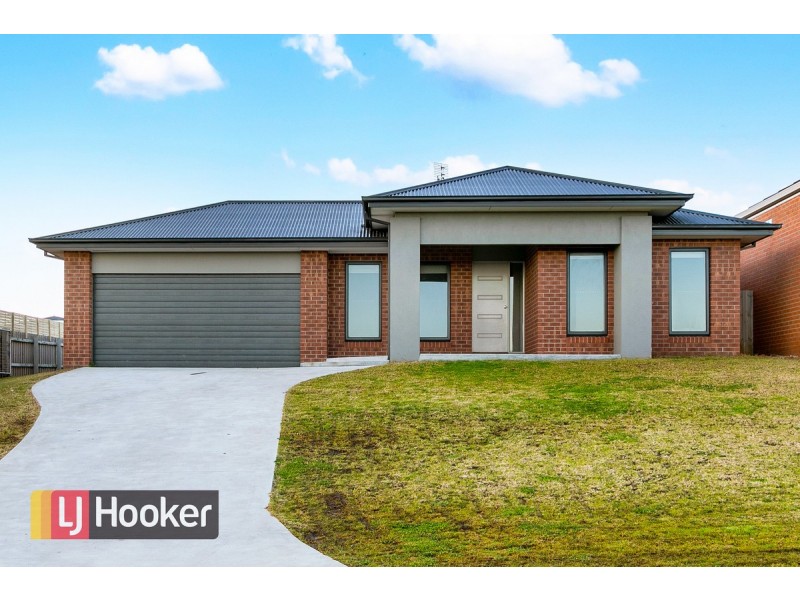 11 Ewing Court, Lakes Entrance VIC 3909