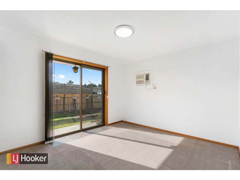 26 Carpenter Street, Lakes Entrance VIC 3909