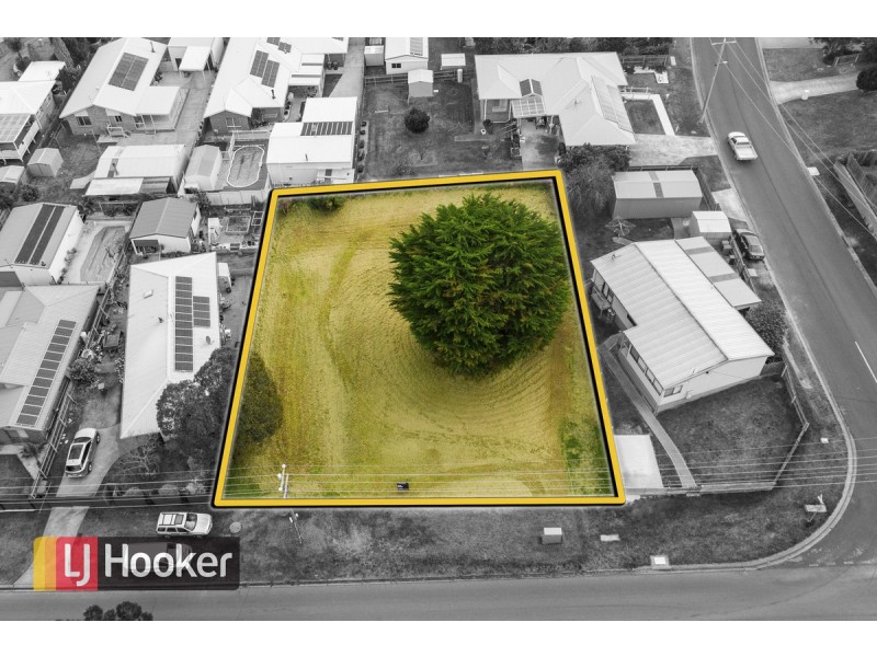 35 – 37 Point Road, Kalimna VIC 3909