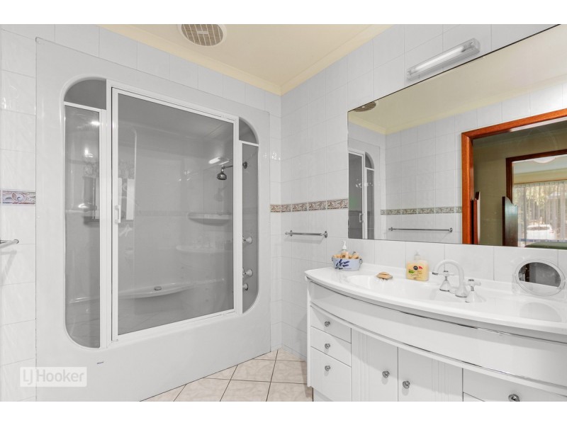 12 Fell Place, Metung VIC 3904