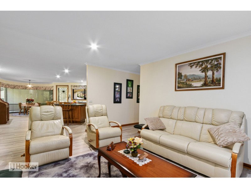 12 Fell Place, Metung VIC 3904