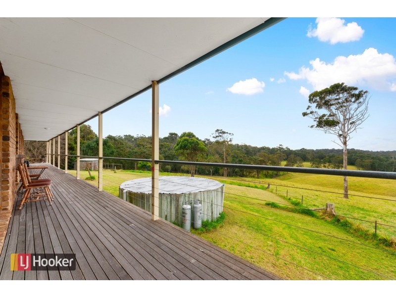 32 Mill Point Road, Lake Tyers Beach VIC 3909
