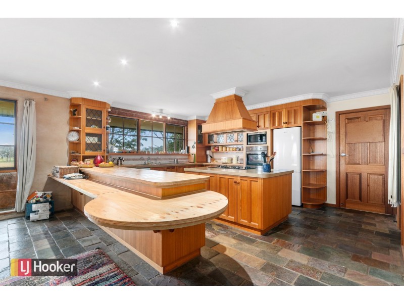 32 Mill Point Road, Lake Tyers Beach VIC 3909