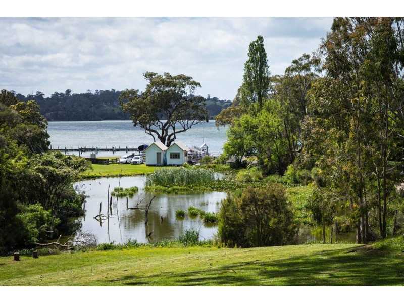 8/155 Metung Road, Metung VIC 3904