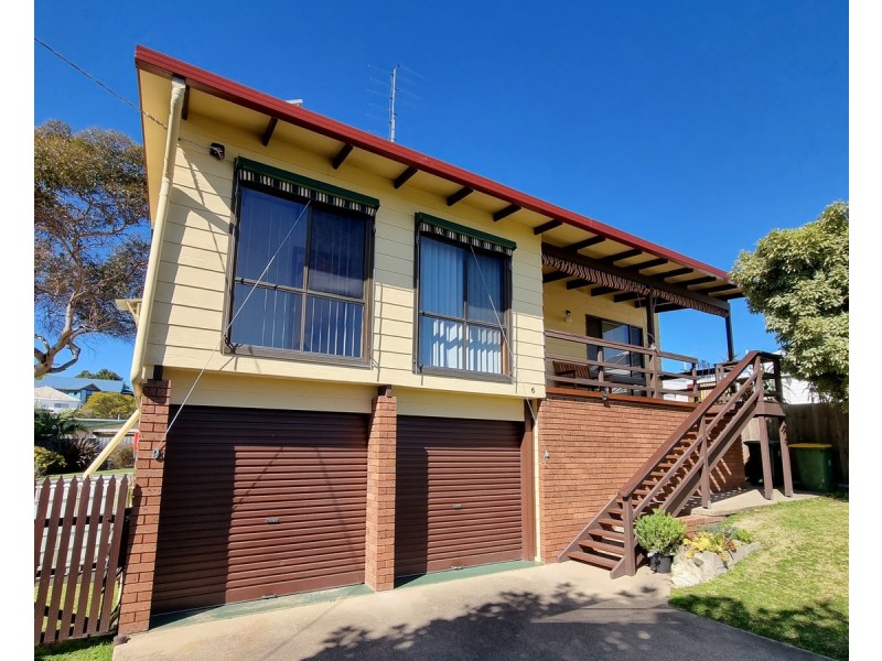 6 Tanjil Grove, Lakes Entrance VIC 3909