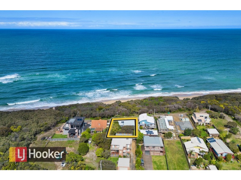 27 Marlin Road, Lake Tyers Beach VIC 3909