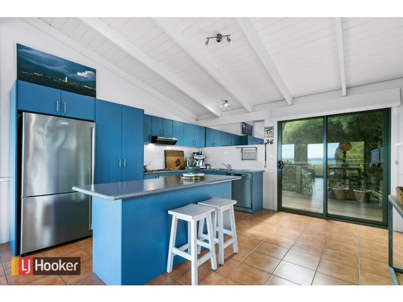 27 Marlin Road, Lake Tyers Beach VIC 3909