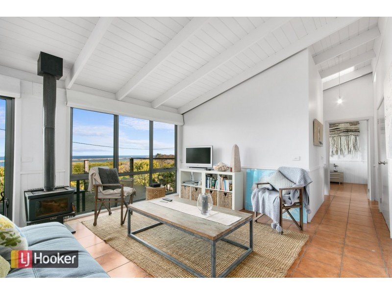 27 Marlin Road, Lake Tyers Beach VIC 3909