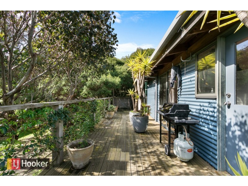 27 Marlin Road, Lake Tyers Beach VIC 3909