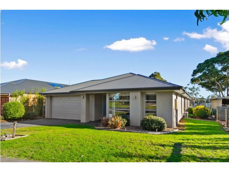 6 Plateau Avenue, Metung VIC 3904