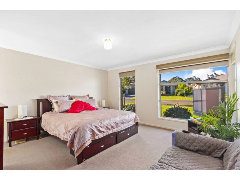 6 Plateau Avenue, Metung VIC 3904