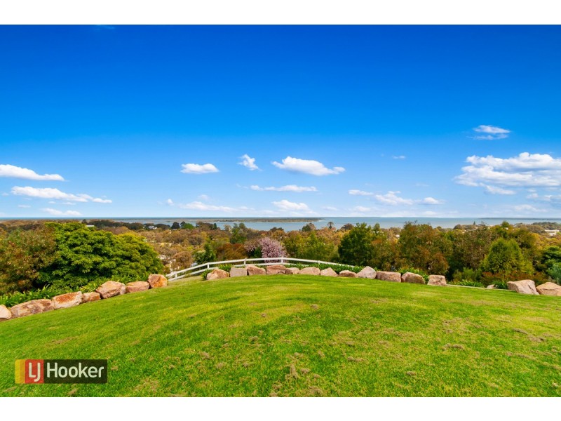 17 Highview Rise, Metung VIC 3904