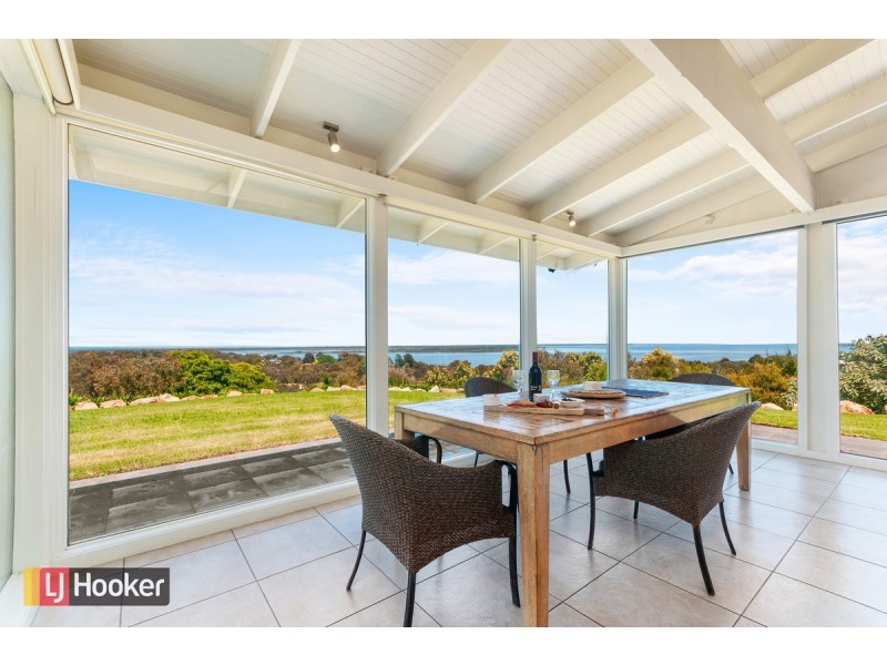 17 Highview Rise, Metung VIC 3904