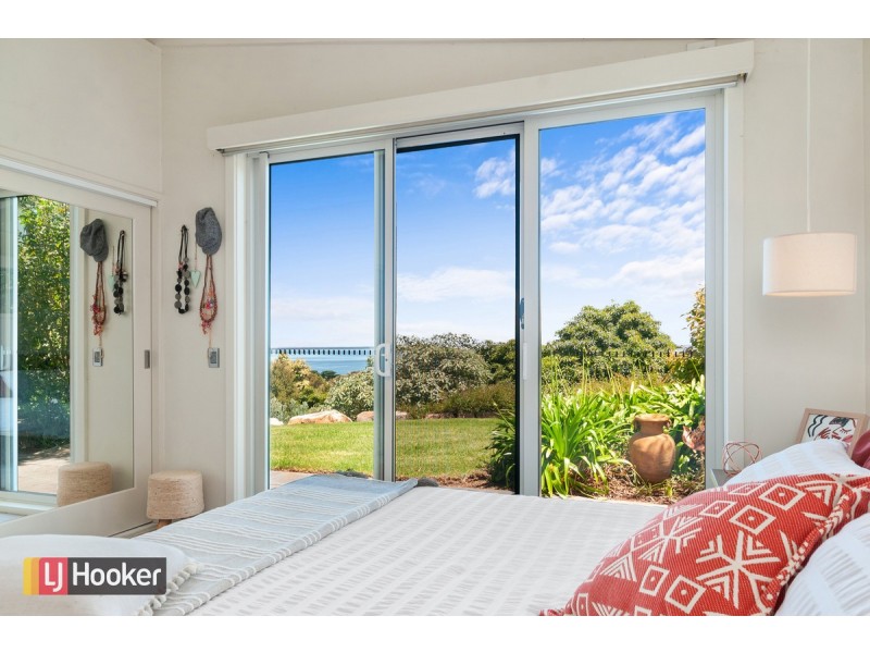 17 Highview Rise, Metung VIC 3904