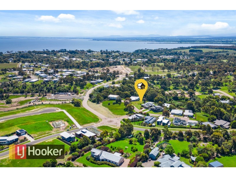 9 The Sanctuary, Metung VIC 3904