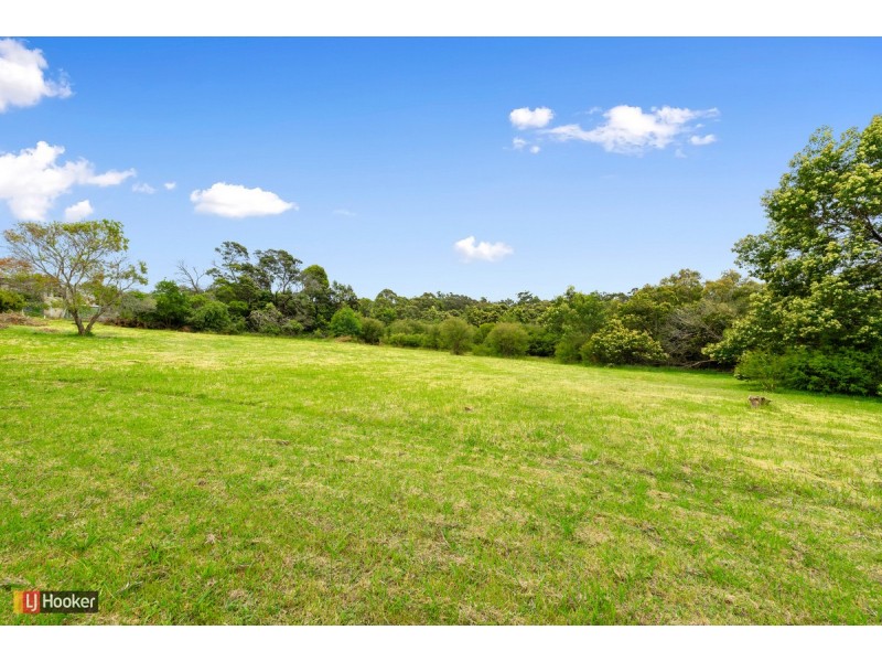 65 Albatross Road, Kalimna VIC 3909