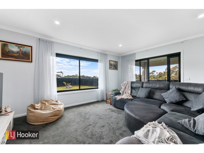85 Albatross Road, Kalimna VIC 3909