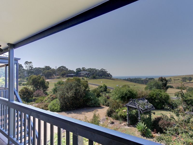 16 Lindamay Court, Lakes Entrance VIC 3909