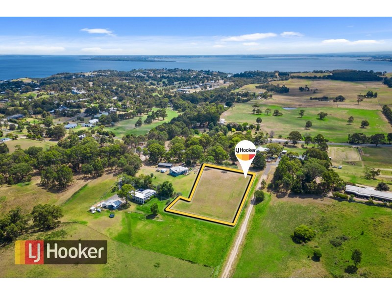 12 Brookers Court, Metung VIC 3904