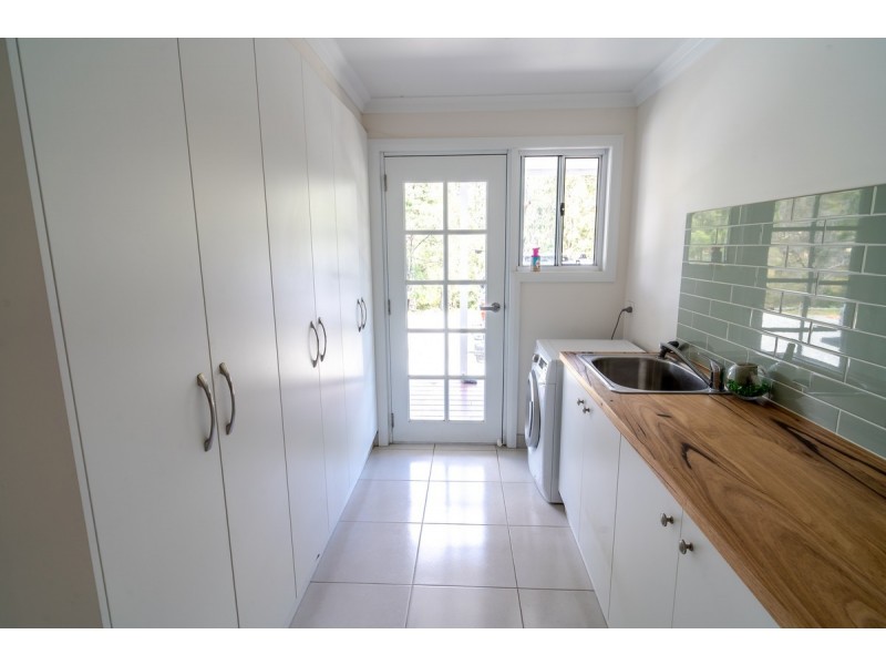 190 Baades Road, Lakes Entrance VIC 3909