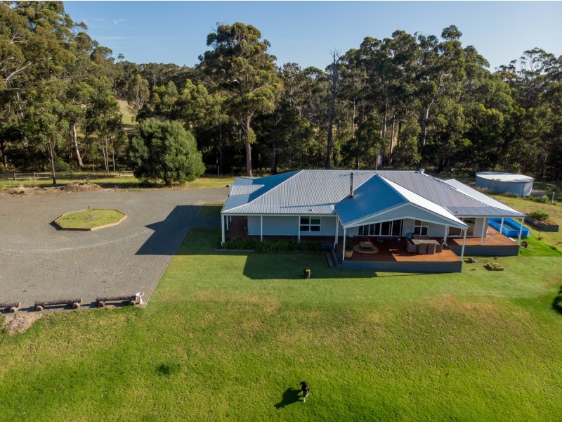 190 Baades Road, Lakes Entrance VIC 3909