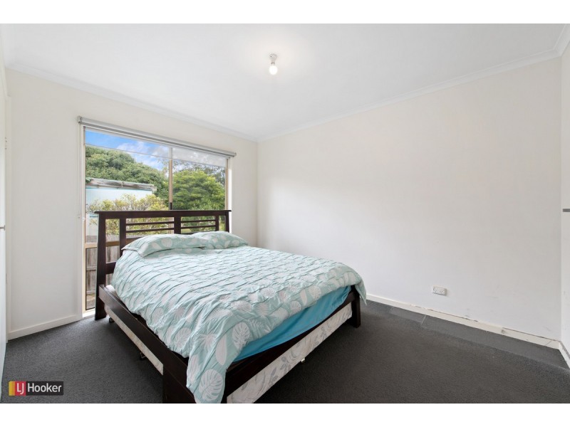 19 Hazel Road, Kalimna VIC 3909