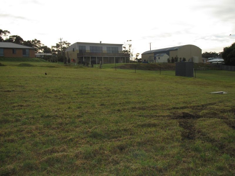 4/116 Thorpes Lane, Lakes Entrance VIC 3909