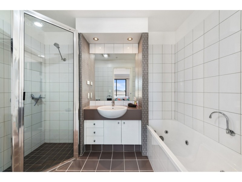 318/1 Esplanade, Lakes Entrance VIC 3909