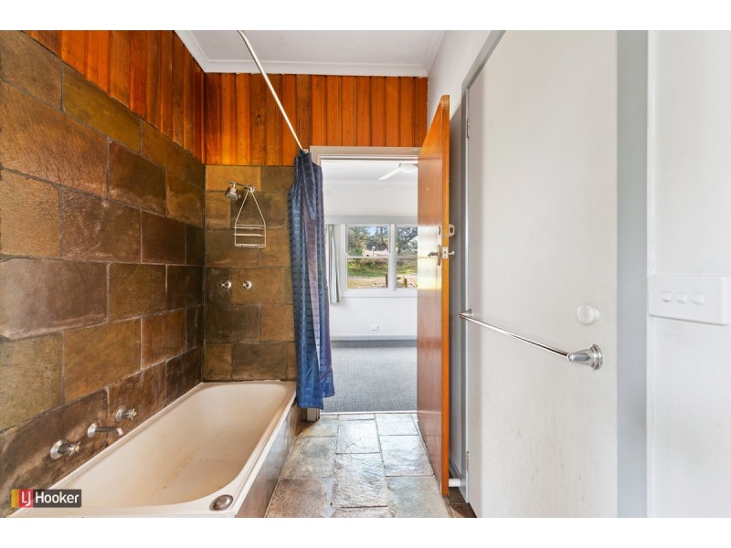 4 Flounder Road, Lake Tyers Beach VIC 3909