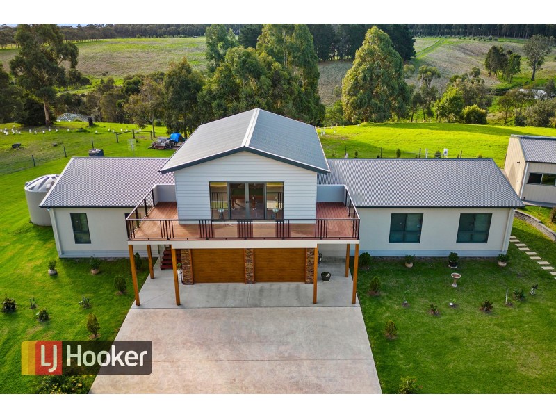 2 Matthew Avenue, Metung VIC 3904