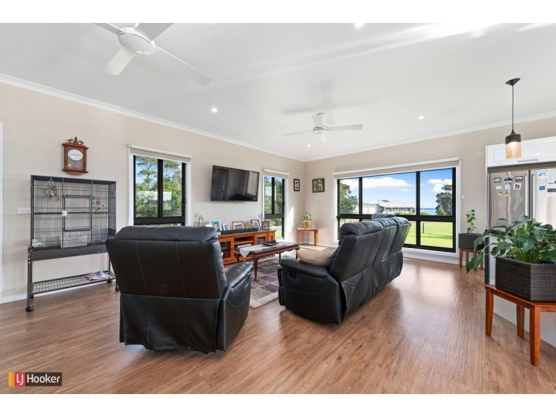 2 Matthew Avenue, Metung VIC 3904