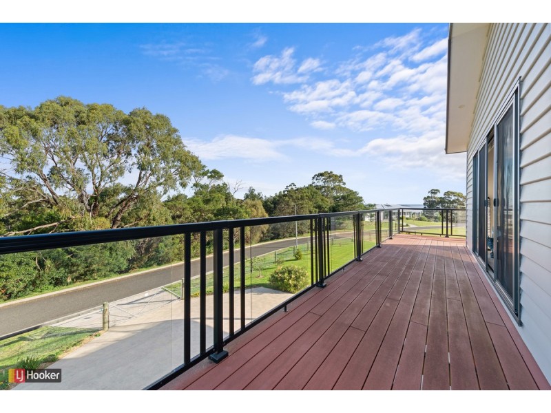 2 Matthew Avenue, Metung VIC 3904