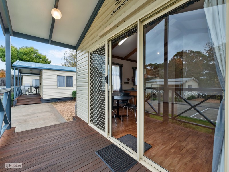 42/1 Mairburn Road, Metung VIC 3904